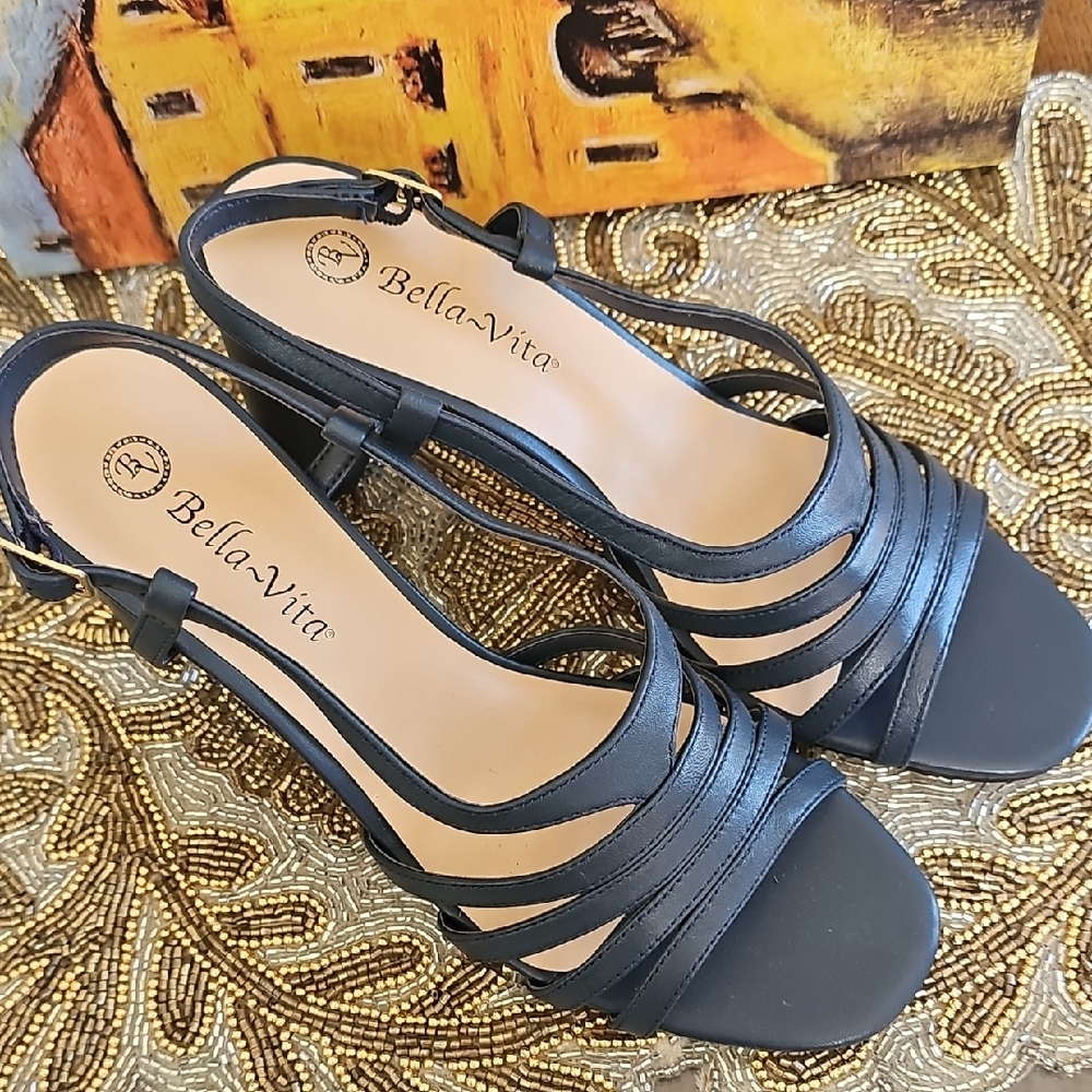 Bella Vita Navy Strappy Block Heel Sandals - Picture 5 of 8